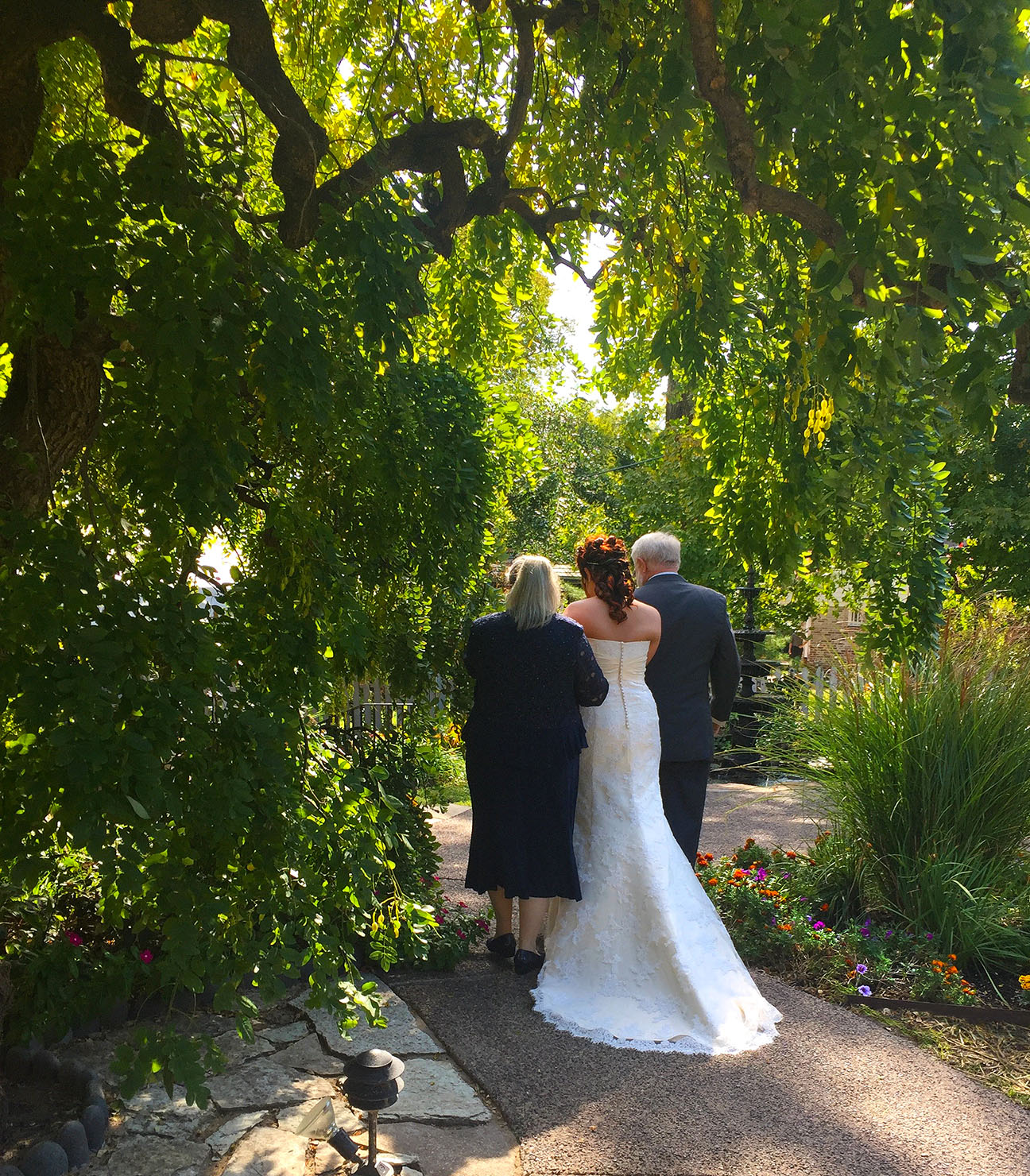 lemp mansion wedding photo 